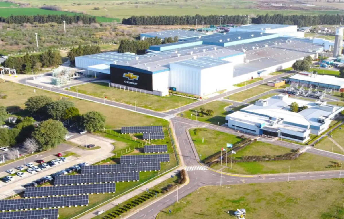 Puma, Nissan y GM, en crisis por el modelo Milei