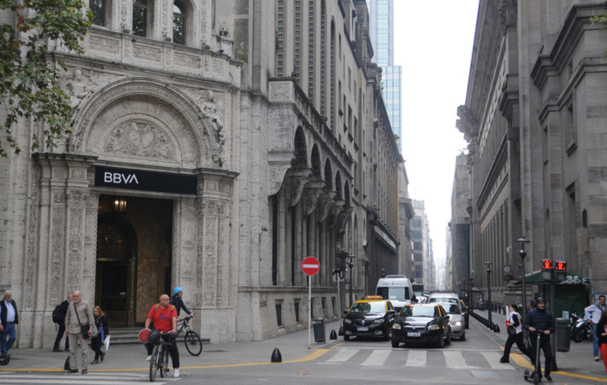 La «maquinita» de los bancos
