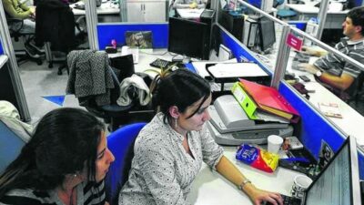 Caída: 185 mil empleos formales menos en el primer año de Javier Milei
