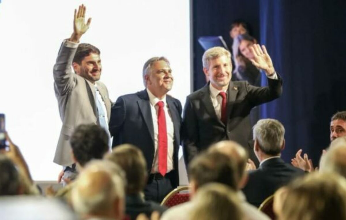 Los gobernadores de la Región Centro expusieron fuertes diferencias con la política económica nacional
