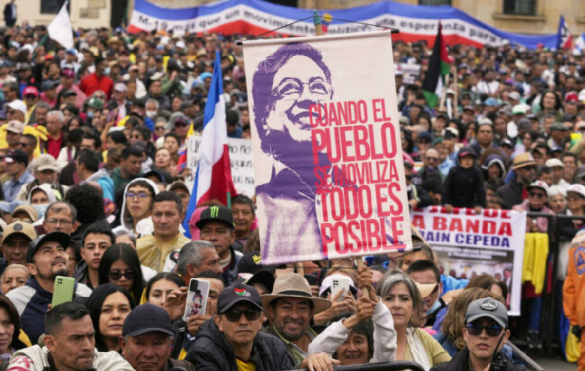 Consulta popular en Colombia: Petro convoca a movilización permanente en apoyo a reformas sociales