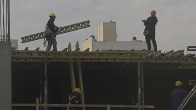 La actividad en Rosario no se recupera y los ingresos se deterioran al ritmo de servicios que duplican a la inflación oficial
