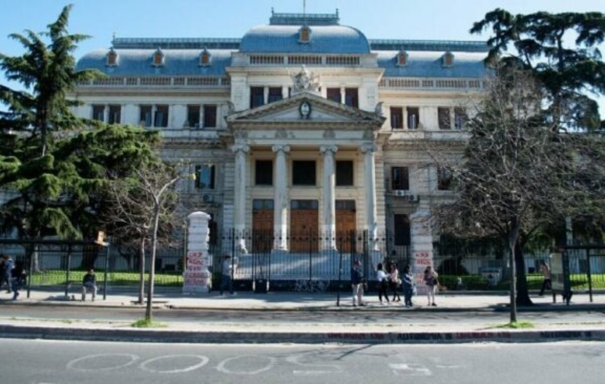 La interna del peronismo lo hizo de nuevo: se dilata la suspensión de las PASO en Buenos Aires