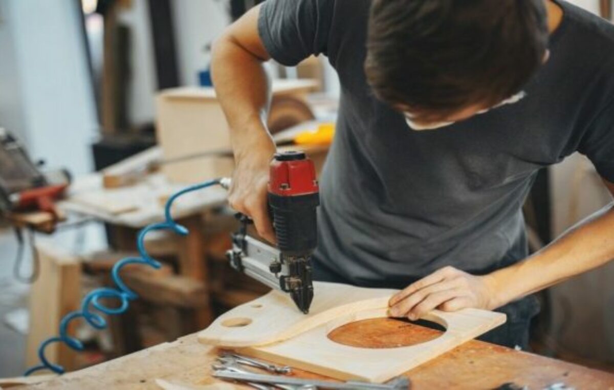 El Gobierno eliminó programas dirigidos a Pymes y emprendimientos juveniles