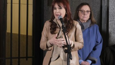 Cristina Kirchner: «Al cepo del salario le agregaron el cepo al voto popular»