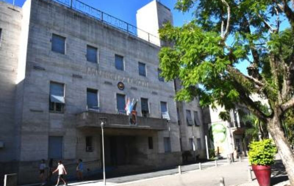 El FEF de Concordia cuestionó al intendente Azcué por el despido “masivo de trabajadores”