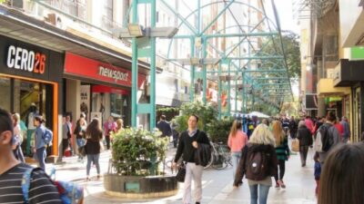 Sin crecimiento: reportan una caída de ventas y rentabilidad de los comercios minoristas en Córdoba