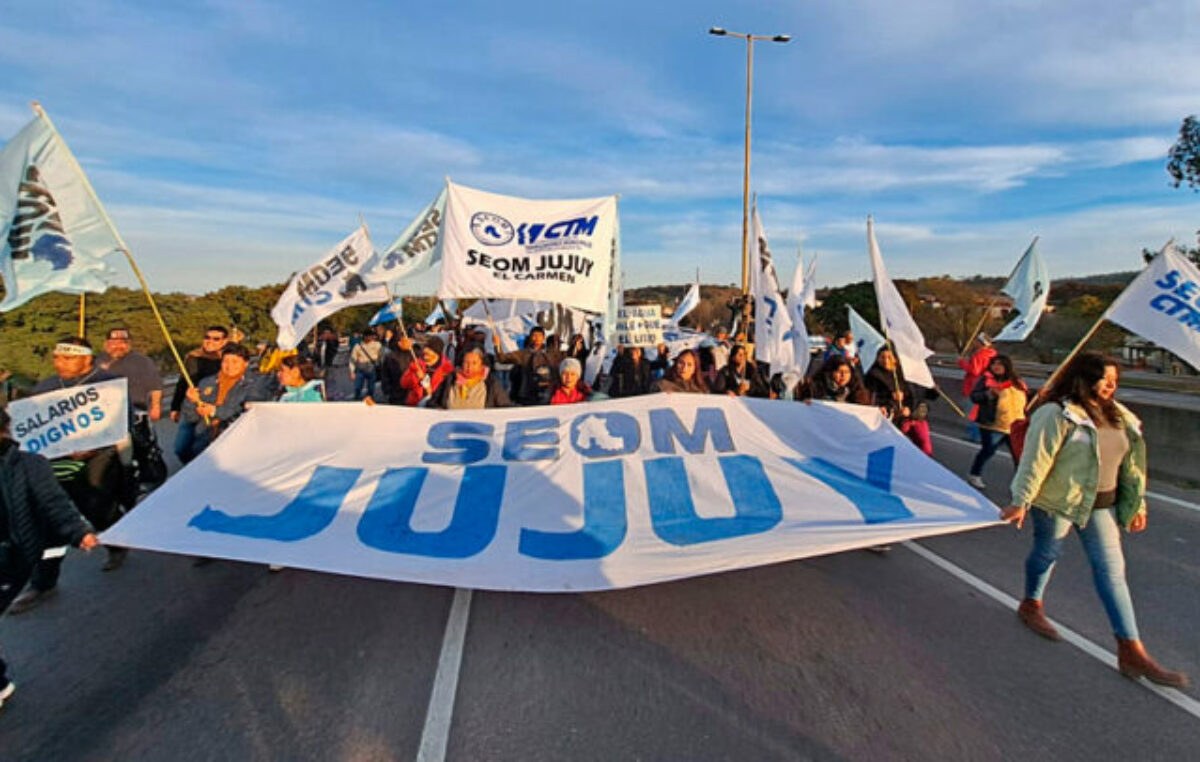 Jujuy: municipales reclaman aumento salarial y enfrentan la persecución de la justicia provincial