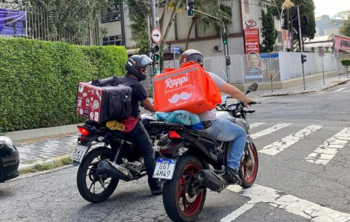 ¿Cuántos pedidos tiene que entregar un delivery para mantener una familia tipo?