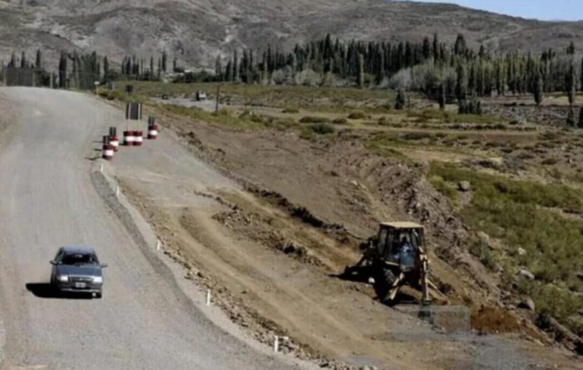 Buscan que cada pueblo de Neuquén tenga un acceso de asfalto: las cuatro rutas en la lista para 2026