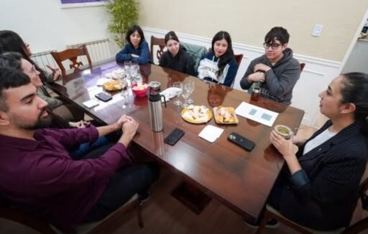 Estudiantes de Río Gallegos presentan propuestas de desarrollo urbano tras prácticas municipales