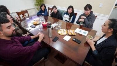 Estudiantes de Río Gallegos presentan propuestas de desarrollo urbano tras prácticas municipales