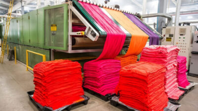 Menos tela para cortar: la industria textil hacia el abismo sin freno