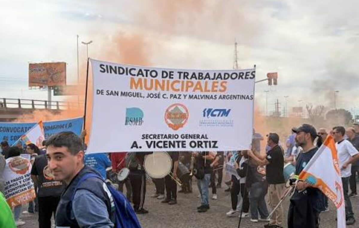 Los municipales bonaerenses se preparan para un conflicto prolongado